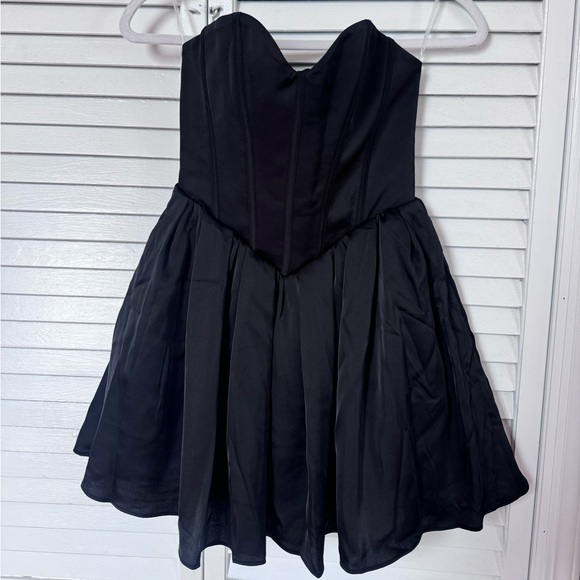 Oh Polly Strapless Black Satin Corset Mini Dress - Picture 4 of 7